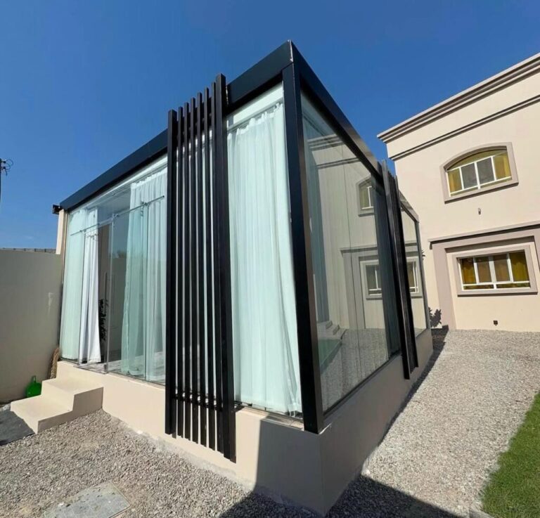 غرف زجاجية (23)