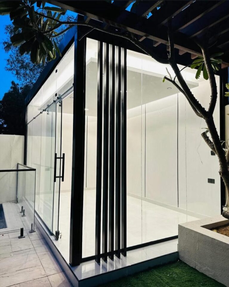 غرف زجاجية (25)